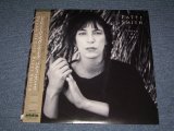 Photo: PATTI SMITH - DREAM OF LIFE / 1988 JAPAN ORIGINAL Used LP With OBI 