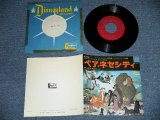 Photo: OST  LOUIS ARMSTRONG / TUTTI'S TRUMPETS   映画サントラ　ルイ・アームストロング/トゥティ・カマラータ (ジャングル・ブック）  -  THE BEAR NECESSITIES  ベア・ネセシティ　/ルイ (from THE JUNGLE BOOK) / LOUIS (Ex++/MINT-)  / 1968 JAPAN ORIGINAL 1st Press　Used 7" Single