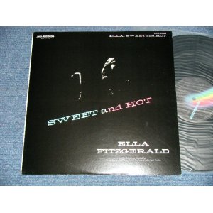 Photo: ELLA FITZGERALD  エラ・フィッツジェラルド  - SWEET and HOT  ( Ex+++/MINT)  / 1974 Version JAPAN Used LP 