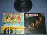 Photo: THE VENTURES ベンチャーズ　ヴェンチャーズ - BATMAN THEME バットマン ( Ex+/Ex+++ Looks:Ex+ )  / 1966 JAPAN ORIGINAL 1st Press "BLACK with Silver  LIBERTY Label" 1st Press Price"1800 Yen Mark" used  LP 