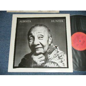 Photo: ALBERTA HUNTER アルバータ・ハンター - AMTRAK BLUES アムトラック・ブルース ( Ex++/MINT- ) /  1980 JAPAN  ORIGINAL Used LP