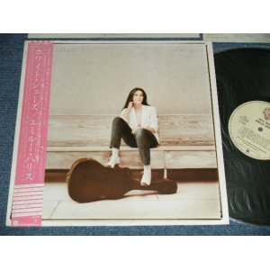 Photo: EMMYLOU HARRIS  - WHITE SHOES (MINT-/MINT) / 1983 JAPAN ORIGINAL  Used LP with OBI オビ付