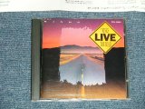 Photo: The KINKS - THE ROAD : THE KINKS LIVE '87  (MINT-/MINT) / 1988 JAPAN  ORIGINAL Used CD