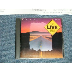 Photo: The KINKS - THE ROAD : THE KINKS LIVE '87  (MINT-/MINT) / 1988 JAPAN  ORIGINAL Used CD