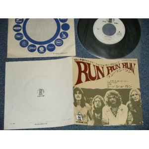 Photo: JO JO GUNNE ジョ・ジョ・ガン - A) RUN RUN RUN  B) TAKE IT EASY (Ex++/MINT-) / 1972  JAPAN ORIGINAL  Used 7" 45 rpm Single 