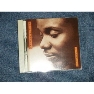 Photo: PHILIP BAILEY フィリップ・ベイリー (of EARTH WIND & FIRE  EW&F アース・ウインド ＆ ファイアー) - CHINESE WALL / 1985 JAPAN ORIGINAL Used CD 