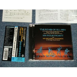 Photo:  PHILIP PICKETT WITH RICHARD THOMPSON リチャード・トンプソン ＆フィル・ピケット - THE BONES OF ALL MEN ザ・ボーンズ・オブ。オール・メン (MINT/MINT) / 1998 JAPAN ORIGINAL Used CD with OBI