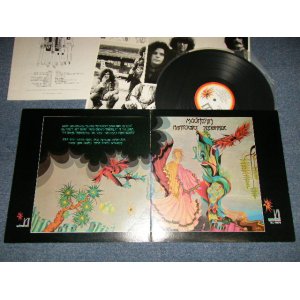 Photo: MOUNTAIN マウンテン - NANTUCKET SLEIGHRIDE (with  2x BOOKLET + 2 x PICTURE)  (Ex++/Ex+++ EDSP) / 1971 JAPAN ORIGINAL Used LP 