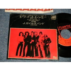 Photo: J. GILES BAND J. ガイルズ・バンド - A) GIVE IT TO ME  B) HOLD YOUR LOVING (Ex/Ex+) / 1973 JAPAN ORIGINAL Used 7" 45rpm Single 