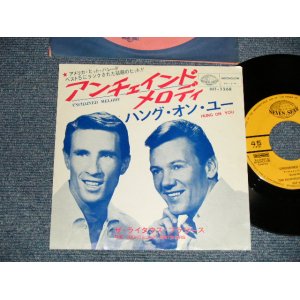 Photo: THE RIGHTEOUS BROTHERS ライタウス・ブラザース（ライチャス) - UNCHAINED MELODY アンチェインド・メロディー  (Ex++/Ex++)  / 1965 JAPAN ORIGINAL Used 7"45 With PICTURE COVER 