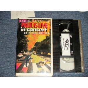 Photo: PAUL McCARTNEY ポール・マッカートニー - PAUL IS LIVE in CONCERT On the New World Tour ポール・イズ・ライヴ (Ex+++/MINT) / 1994 JAPAN Used VHS VIDEO 