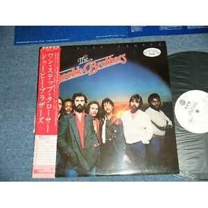 Photo: The DOOBIE BROTHERS ドゥービー・ブラザーズ -  ONE STEP CLOSER (Ex++/MINT-) / 1980 JAPAN ORIGINAL WHITE LABEL PROMO NM LP+Obi 