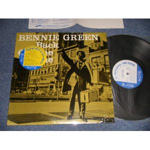 Photo: BENNIE GREEN ベニー・グリーン - BACK ON THE SCENE (MINT/MINT) / 1984 Version JAPAN REISSUE Used LP with SEAL OBI