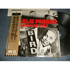 Photo: CHARLIE PARKER チャーリー・パーカー - ON SAVOY VOL.1  (MINT-/Ex+++ A-4,5,8:Ex+) / 1977 JAPAN REISSUE Used LP with OBI