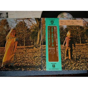 Photo: ALLMAN BROTHERS BAND オールマン・ブラザーズ・バンド - BROTHERS & SISTERS (Ex+++/MINT-) /1973 JAPAN ORIGINAL "1st Press GREEN OBI ¥2,000 Mark" Used LP  With OBI  with BACK ORDER SHEET