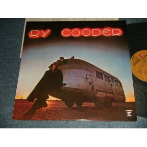 Photo: RY COODER ライ・クーダー - RY COODERライ・クーダー登場  (Ex++/MINT-) / 1979 Version JAPAN ORIGINAL REISSUE Used LP