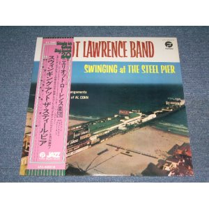 Photo: THE ELLIOT LAWRENCE BAND - SWINGING AT THE STEEL PIER ( STURDY IN GREAT BIG BAND 20 Series ) / 1975 JAPAN Used LP With OBI 