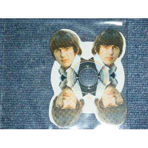 Photo: GEORGE HARRISON  of THE BEATLES - INTERVIEW SHAPED PICTURE CD / 1995 ORIGINAL SHAPED PICTURE CD 