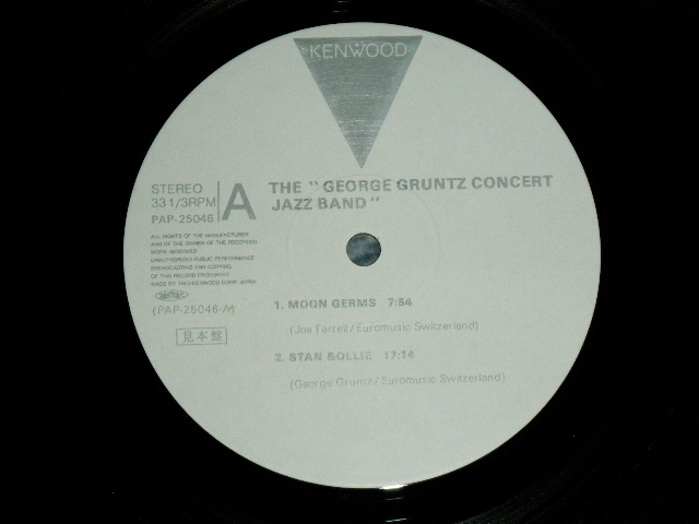 Photo: THE GEORGE GUNTZ CONCERT JAZZ BAND - GG-CJB : STRAIGHT NO CHASER / 1984 JAPAN ORIGINAL White Label PROMO Used LP With OBI 