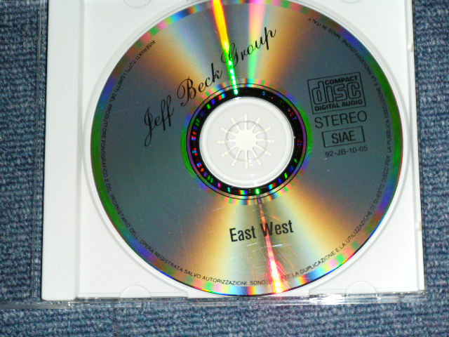 Photo: JEFF BECK GROUP ジェフ・ベック - EAST WEST (San Francisco Dec.7 1968)  / 1992 ITALA ITALY   ORIGINAL?  COLLECTOR'S (BOOT)   Used CD 