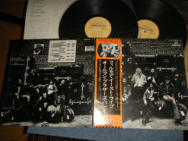 Photo1: ALLMAN BROTHERS BAND オールマン・ブラザーズ・バンド - AT FILLMORE EAST フィルモア・イースト・ライブ (Ex+++/MINT-) /1975 Version JAPAN REISSUE Used LP  With OBI  with BACK ORDER SHEET