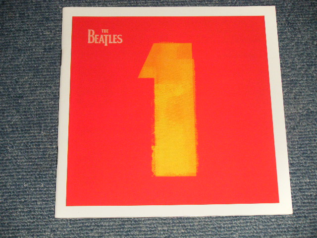 Photo1: The BEATLES ビートルズ - THE BEATLES DISC CATALOGUE (MINT-) / 2000 JAPAN ORIGINAL "PROMO ONLY" BOOK