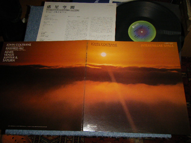 Photo1: JOHN COLTRANE ジョン・コルトレーン  -Interstellar Space  MARS VENUS JUPITER & SATURN 惑星空間 (Ex+++/MINT-) / 1977 JAPAN REISSUE Used LP